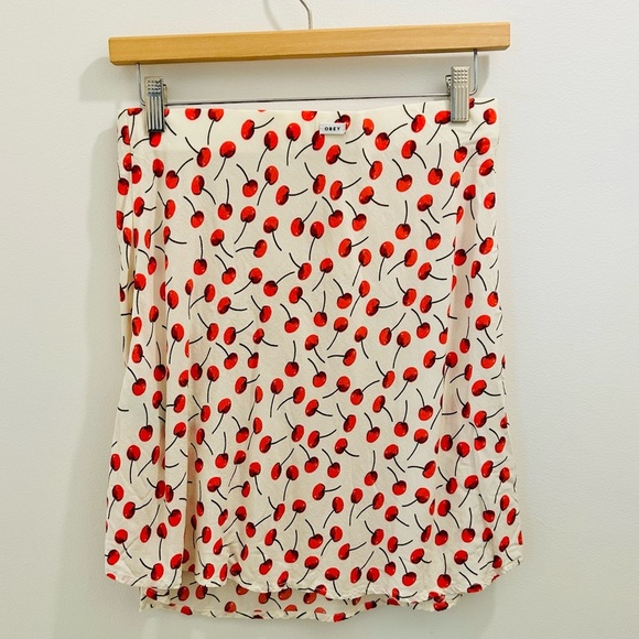Obey Corey Skirt Small Cherry Print cream red black Dolls Kill cherries - Picture 2 of 8